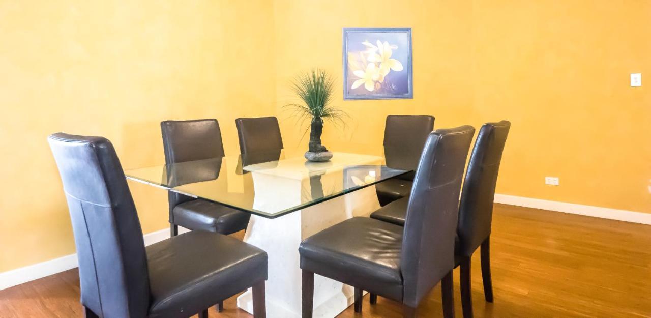 Victoria Square Apartments Голд-Кост Екстер'єр фото
